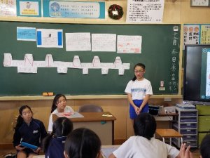 黒板掲示　クイズ正